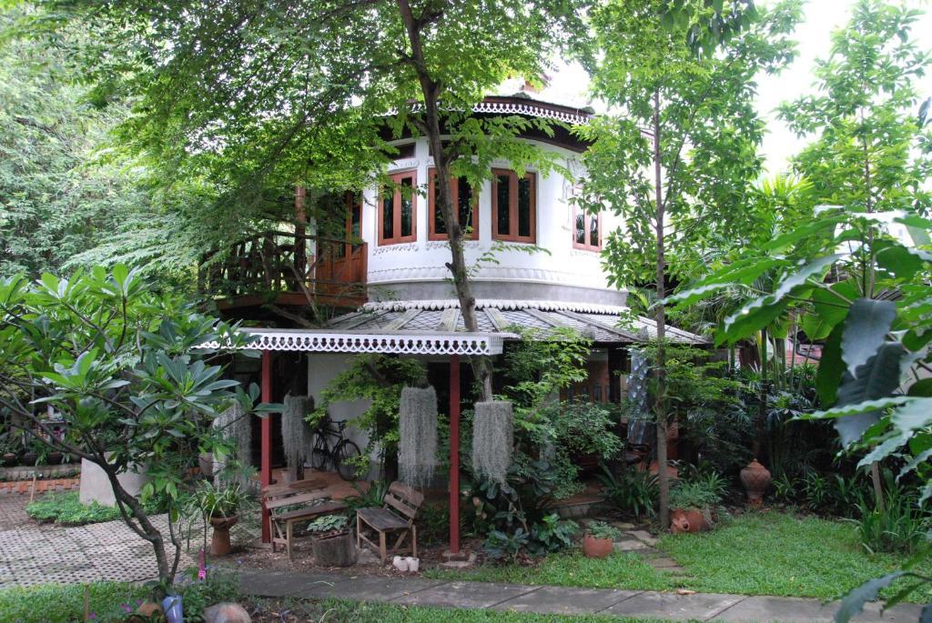 Santitham Guest House Chiang Mai Exterior foto